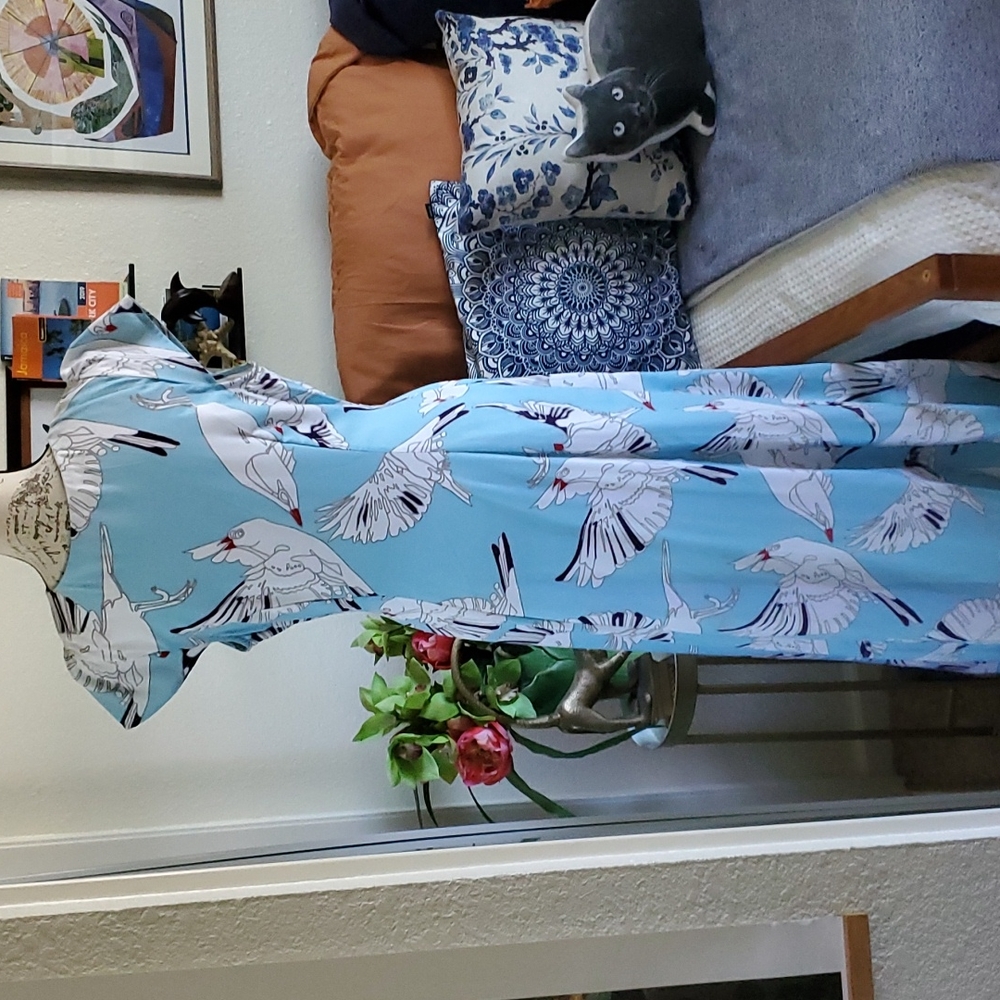 Unique Bird Print Maxi - Picture 6 of 8